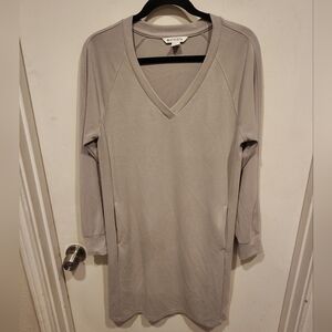 Athleta Long Sleeve Tinsel Purple Seasoft V-Neck Shift Dress Sz M Casual Lounge